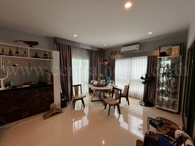 ลดราคา บ้านเดี่ยว 2 ชั้น เศรษฐสิริ กรุงเทพ - ปทุมธานี บ้านสวย ราคาถูก พร้อมอยู่