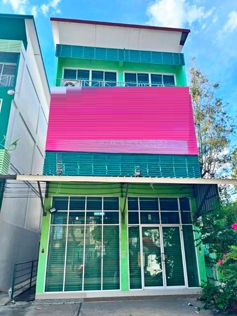 บางแวก ราชพฤกษ์ สาย1 กาญจนา 3แอร์  MRT หลักสอง 3.6 กม.ให้เช่าอาคารพาณิชย์ 1 คูหา 3.5 ชั้น กว้างใหญ่ 30ตร.วา.330 ตร.ม. 3 น้ำ 2 นอน