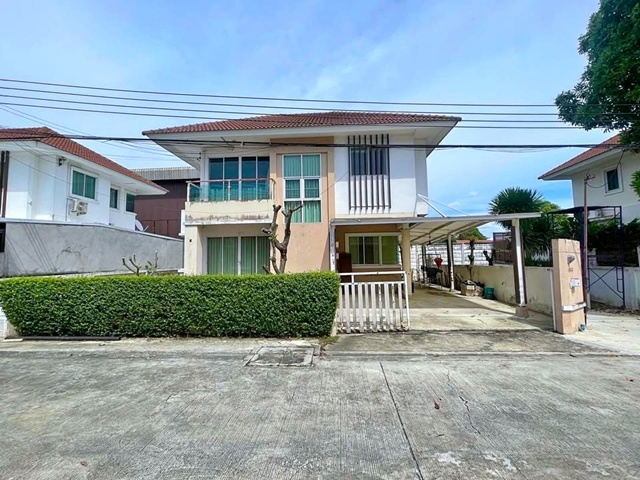 รร.สารสาสน์วิเทศ ให้เช่าบ้านเดี่ยว 2 ชั้น บางกรวย-ไทรน้อย ไทรน้อย358 ม.โลตัส ปิยวรารมย์นนทบุรี 900 ม 52ตร.วา. 202ตร.ม. 3นอน  2น้ำ 