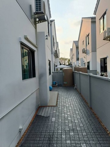 หมู่บ้าน SENSE บางนา-สุวรรณภูมิ  สไตล์สแกนดิเนเวียน 4 ห้องนอน 3 ห้องน้ำ  บ้านเดี่ยวมือสองสภาพใหม่พร้อมเข้าอยู่