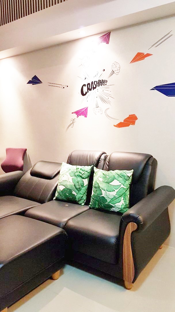 ขายตึกแถว ในกาญจนาภิเษก7(ซอยชูสังห์) 3 ชั้นครึ่ง เนื้อที่ 45.1 ตร.วา ใกล้ถนนใหญ่กาญจนา 120 เมตร เหมาะทำการค้าและออฟฟิศในตัว !!