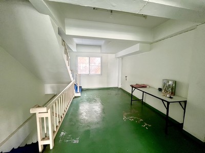 ขาย อาคารพาณิชย์ ในซอยเพชรเกษม81 ตึก 3 ชั้นครึ่ง หลังมุม มีพื้นที่ข้างอาคาร เหมาะค้าขาย - ทำออฟฟิศ ด้วยพื้นที่ใช้สอยกว่า 200 ตร.ม.!