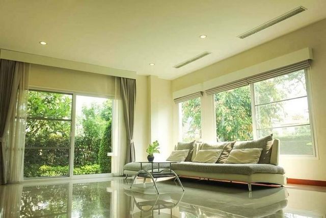 ขายพร้อมผู้เช่า 8.9 ล้าน #วรารมย์เจริญเมือง #ต้นเปา #สันกำแพง บ้านเดี่ยว 2 ชั้น #พื้นที่สวนขนาดใหญ่ สามารถลงสระว่ายน้ำเพิ่มได้