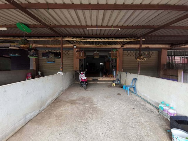 ขาย อาคารพาณิชย์ 3 ชั้น ถนน นายายอาม-แก่งหางแมว จันทบุรี PTT13206