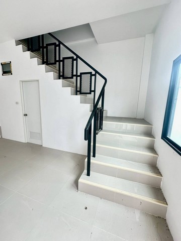 ให้เช่าอาคารพานิชย์ มี2คูหา เมืองใหม่พระยาสัจจาแหล่งชุมชน ทำเลดีมาก