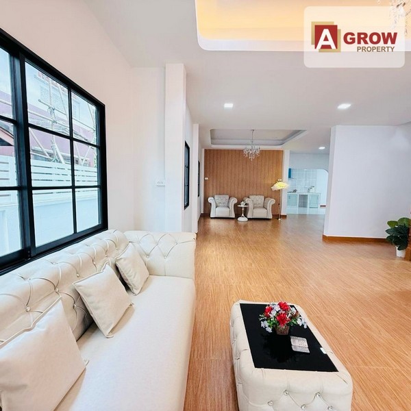 หมู่บ้านเคซี นิมิตรใหม่ 40 (โฮม5) บ้านสวย ทำเลดี ตกแต่งครบพร้อมอยู่