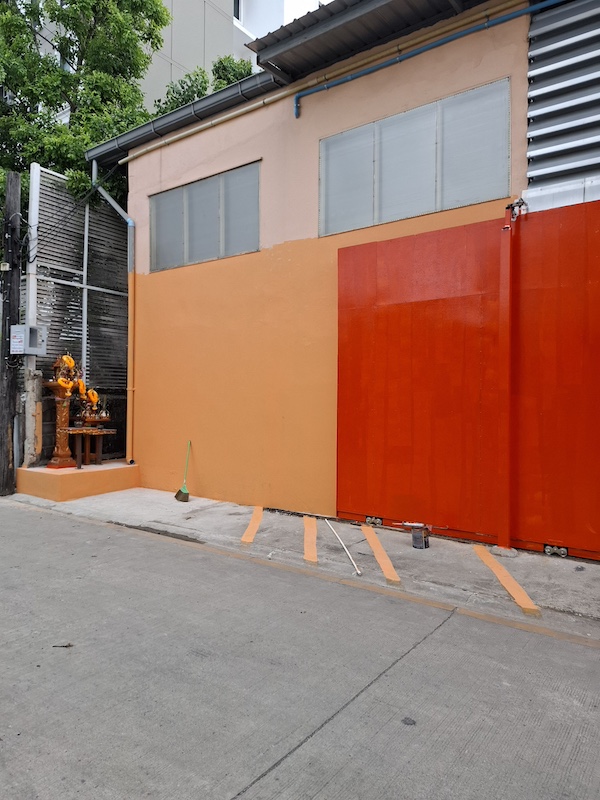 BST930 ให้เช่าโกดัง รัชดาภิเษก 3 (400+ ตร.ม.)  สนใจติดต่อ Agent คุณบัว (Bua) โทร: 093-646-4597 LINE: Bua093