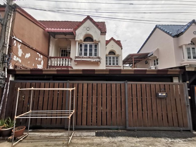 ขาย บ้านแฝด 2 ชั้น มนนที วิลล่า เมืองฉะเชิงเทรา PTT13171