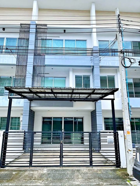 ตลาดหนองแขม 328 ม. ตรงข้าม เพชรเกษม 81 โฮมโปร เพชรเกษม 1.3 กม. ให้เช่าโฮมออฟฟิศ  3ชั้น 22ตร.วา. 242 ตร.ม. ม.ธนบุรี 1.4 กม. 3นอน 