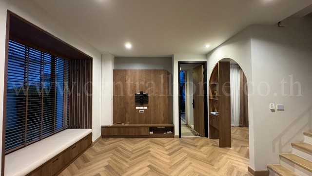 บ้านแฝด โคโม่ เบียงก้า บางนา หลังมุม ใกล้ เมกาบางนา