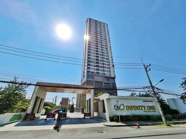 TEL:088-559 5199 คุณเอLine:https://line.me/ti/p/C0eGe0whLXขายคอนโด Infinity One Condo ชลบุรี – ใกล้บางแสนคอนโดหรู ทำเลใจกลางเมือง เดินทางสะดวกราขาย 7 ล้านบาท ชั้น 23 วิวเมือง และ ทะเลพื้นที่ใช้สอย 68 ตร.ม.2 ห้องนอน 2 ห้องน้ำ เฟอร์นิเจอร์และเครื่องใช้ไฟฟ้าครบครันหิ้วกระเป๋าใบเดียวเข้าอยู่ได้เลย เดินไปเซ็นทรัลชลบุรีเพียง 100 เมตรสถานที่ใกล้เคียง- เซ็นทรัล ชลบุรี- เทสโก้ โลตัส ชลบุรี- บิ๊กซี ชลบุรี- แม็คโคร ชลบุ