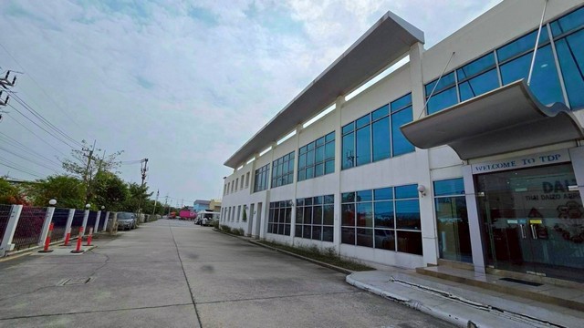 ให้เช่าโรงงานนิคมอมตะนครชลบุรี ผังม่วงเข้ม  พื้นที่ใช้สอย 12,762 ตร.ม. มีใบอนุญาตรง.4