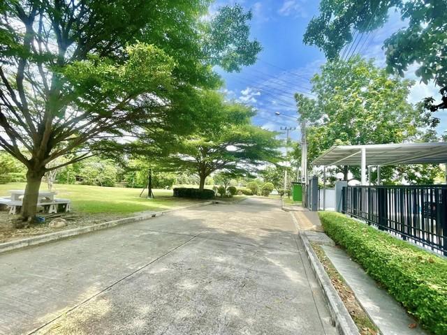 ให้เช่าบ้านเดี่ยว 2 ชั้น 99.6 ตร.ว. หมู่บ้านมาสเตอร์พีชพระราม 9 ใกล้ ม.นานาชาติแสตมฟอร์ด