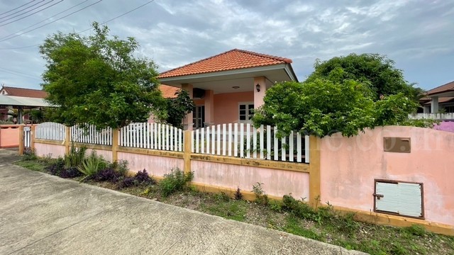 บ้านเดี่ยว ชั้นเดียว ซอยวัดถ้ำสิงโตทอง เนรมิต มงคลเจริญ จอมบึง ราชบุรี 