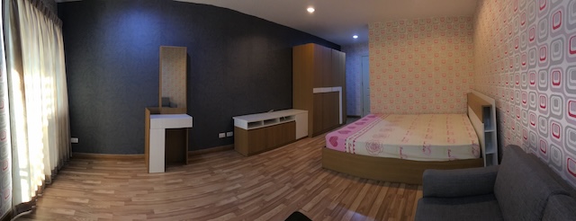 Regent Home 19 spacious private peaceful 8th floor BTS Bang Chak