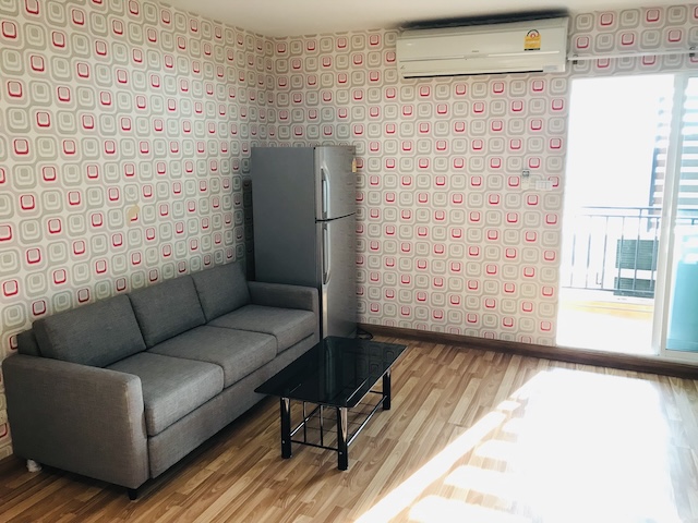 Regent Home 19 spacious private peaceful 8th floor BTS Bang Chak