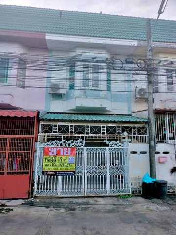 ด่วน ทาวน์เฮ้าส์ 2 ชั้น 18 ตร.วา หมู่บ้านทรัพย์ทวี  ใจกลางเมืองนครสวรรค์  ราคาพิเศษสุด   ZK556