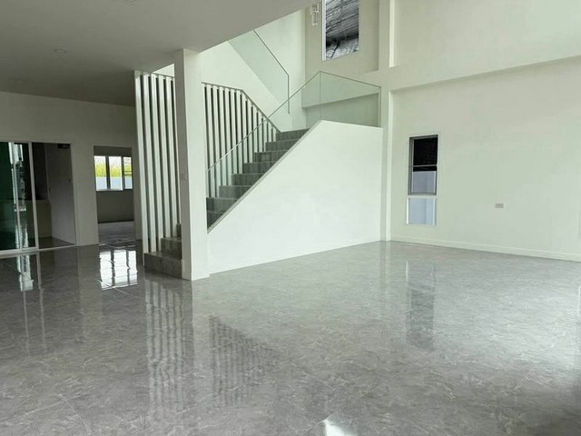 ขายบ้านเดี่ยวโมเดิร์น 2 ชั้น 110 ตร.วา ใกล้ Central Festival สันทราย เชียงใหม่