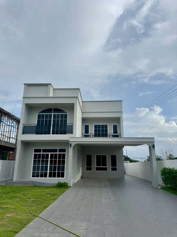 ขายบ้านเดี่ยวใหม่ สันทราย เชียงใหม่  โมเดิร์น 2 ชั้น 4 ห้องนอน ใกล้เซ็นทรัลเฟส ราคา 5.59 ลบ