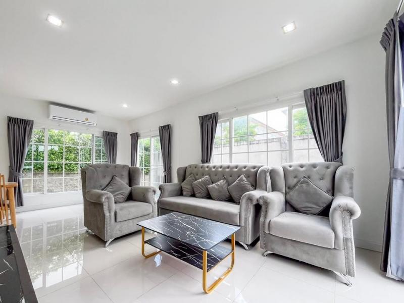 BH3734 ให้เช่าบ้าน พร้อมเฟอร์นิเจอร์ หมู่บ้านโกลเด้น นีโอ สาทร Golden Neo Sathorn