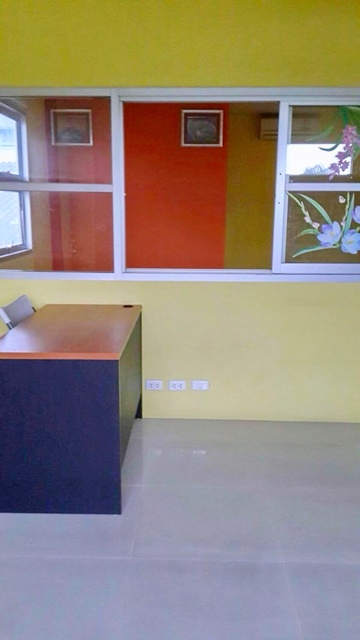 กระทุ่มแบน ไทวัสดุ อ้อมน้อย  500 ม.ให้เช่าโรงงาน 2 ชั้น พื้นที่สีม่วง ทำเลดี จอดรถสะดวก เหมาะกับโกดัง โรงงาน สำนักงาน แยกอ้อมน้อย