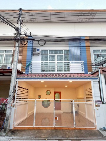 ขายบ้านสำนักบกชลบุรี ️ ทาวน์เฮ้าส์ 2 ชั้น รีโนเวทใหม่สไตล์มินิมอล   แพนนาเซียวิลเลจ 