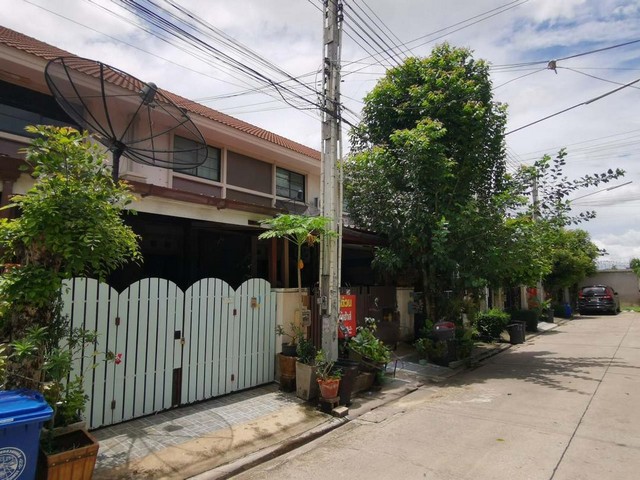 ขาย ทาวน์เฮ้าส์ 2ชั้น บาหลี บีช เมืองฉะเชิงเทรา PTT00450