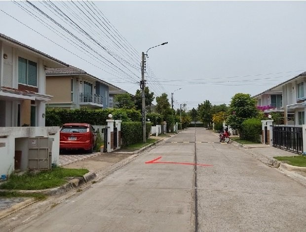 ขายบ้านเดี่ยวมือสอง เขตลาดกระบัง กรุงเทพฯ  โครงการโฮมเพลส เดอะพาร์ค วงแหวน พระราม 9