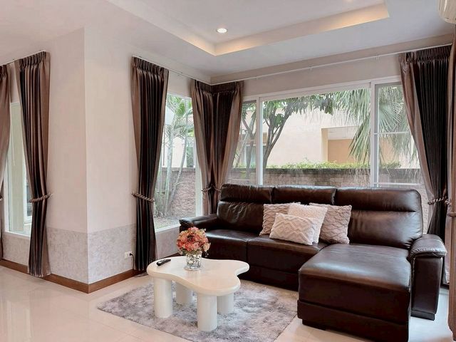 ให้เช่าบ้านหรู #ลัดดารมย์ #อิลิแกนซ์ 75,000 บาท/ ขาย 14 ล้าน บ้านสไตล์ Luxury พร้อมเฟอร์นิเจอร์ใหม่ทั้งหลัง เข้าอยู่ได้ทันที ทำเลเยี่ยม!