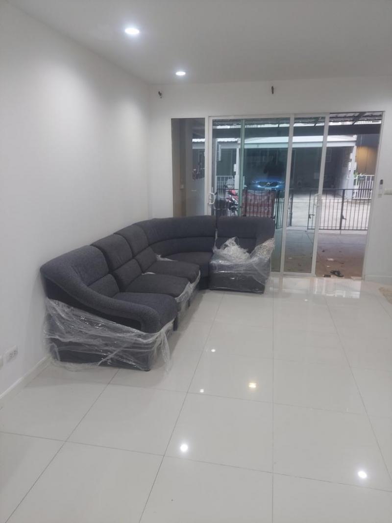 HR 6157 ให้เช่า ทาวน์โฮม patio พัฒนาการ 38 เลี้ยงสัตว์และจดทะเบียนได้