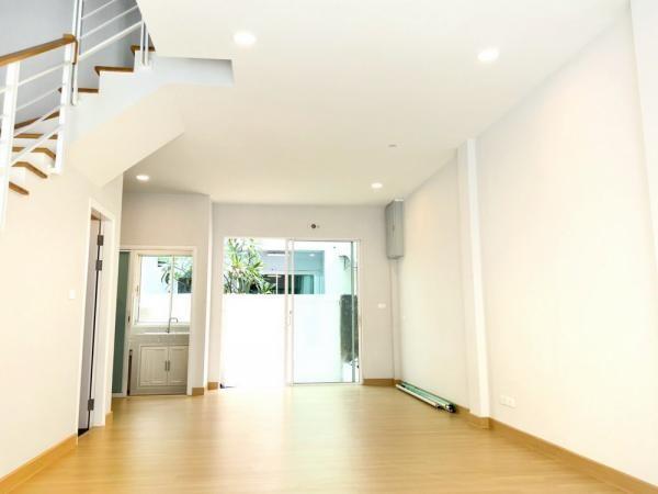 HR 6153 ให้เช่าทาวน์โฮม 3 ชั้น บ้านกลางเมือง Urbanion เกษตร นวมินทร์ 2 ลาดปลาเค้า 79