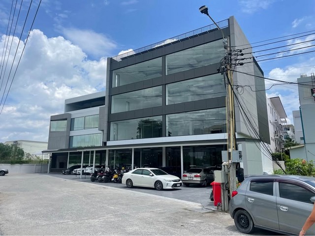 ให้เช่าอาคารสำนักงาน 4 ชั้น ซอยพัฒนาการ 31/1 สํานักงานใหม่เอี่ยมใหม่เอี่ยม