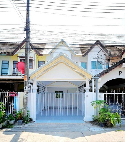 บ้านมินิมอล 2 ชั้น หมู่บ้านเดอะริช ใกล้สี่แยกพีเอ็มวาย ผ่อน 6000