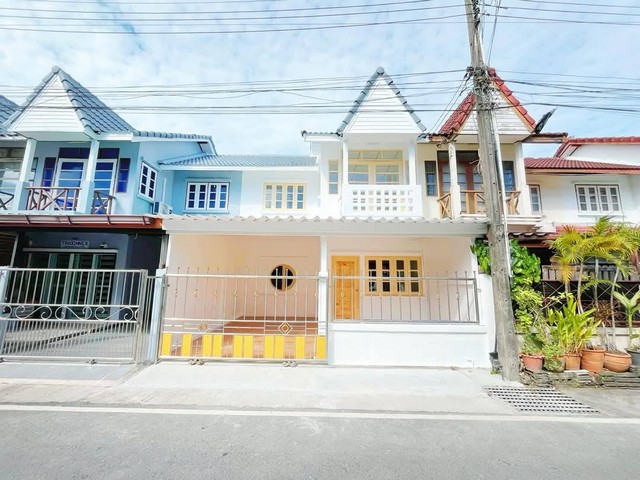 บ้าน 2 ชั้น โซนน้ำคอก ใกล้เซ็นทรัลระยองเดินทางเพียง 5 นาที ผ่อนเดือนละ 5000 บาท