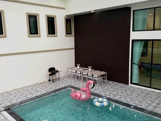 ขายบ้านพูลวิลล่า – เมืองพัทยาบ้าน 4 ห้องนอน 4 ห้องน้ำ พร้อมที่จอดรถในบ้านได้ 3 คัน