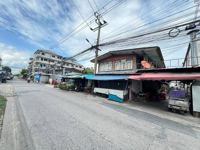 ขายที่เปล่าเพชรเกษม48แยก16 ที่ดินใกล้ mrt เพชรเกษม48 ที่ดินภาษีเจริญกรุงเทพ  ต.บางด้วน อ.ภาษีเจริญ จ.กรุงเทพ