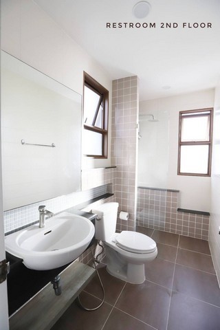 ให้เช่า ทาวน์โฮม ใกล้  BTS บางจาก ใกล้ทางด่วนสุขุมวิท 62 โครงการเดอะไพรเวทสุขุมวิท97/1     หลังหัวมุม build in ทั้งหลัง  3 ชั้น