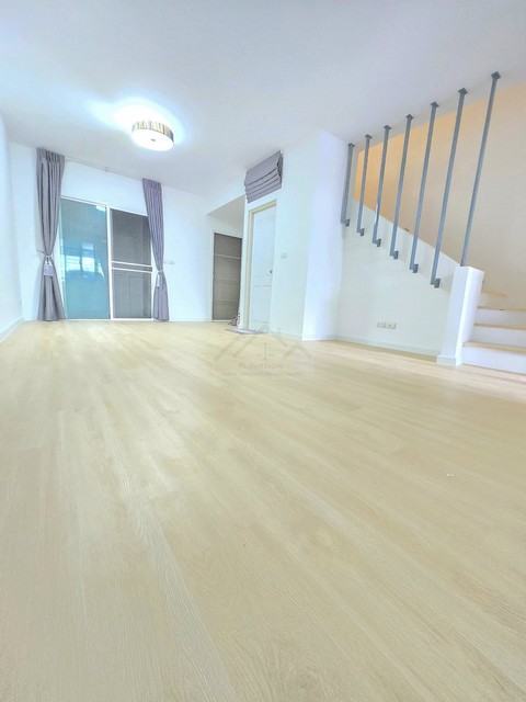 ขายทาวน์โฮม 3 ชั้น อารียา เดลี่ เกษตร-นวมินทร์ ถนนลาดปลาเค้า รีโนเวทใหม่ พร้อมเข้าอยู่ ทำเลดี ใกล้ BTS /ตลาดลาดปลาเค้า **ราคาต่ำกว่าประเมิน