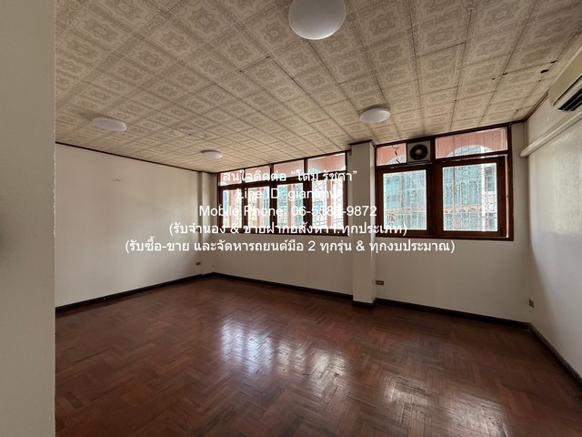 Office ให้เช่าอาคารสำนักงานชั้นใต้ดิน ติดถนนรัชดาภิเษก มีบันไดเลื่อน-ลิฟต์ และมีที่จอดรถให้ 10 คัน ราคา 450 บาท/ตร.ม. 88 Square Wah 1 ngan 3 ไร่ 0 Bedroom 450000 BAHT. ราคา งามๆ