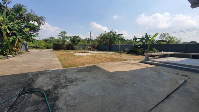 ขายบ้าน เมืองนนทบุรี  ใกล้เมือง ใกล้รถไฟฟ้า ร่มรื่น เหมาะกับการพักผ่อน  พระราม5 นครอินทร์  บางกรวย สไตล์บ้านสวนใกล้เมือง