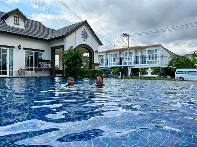  เมกกะบางนา บางนา-สวนหลวง โครงการหรูมีส่วนกลาง ให้เช่าบ้านทาวน์เฮาส์ 2 ชั้น 3 นอน ตลาดราชพฤกษ์ 2.3 กม.ถ.กาญจนาภิเษก