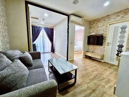 รหัสทรัพย์ : L#29799 (L083066)เอชทู วู้ด คอนโดมิเนียม (H2 Wood Condominium) แขวงอนุสาวรีย์ เขตบางเขน กรุงเทพมหานคร ราคา 2,250,000 บาทคอนโดมิเนียมความสูง 8 ชั้น ตั้งอยู่บนชั้น 6 พื้นที่ใช้สอยจัดสรรอย่างลงตัว ประกอบด้วย1 ห้องนอน1 ห้องน้ำ1 ห้องรับแขก1 ห้องอเนกประสงค์ (สามารถดัดแปลงเป็นห้องนอนเพิ่มเติมได้)1 เคาน์เตอร์ครัวห้องสวย วิวสระว่ายน้ำ บรรยากาศเงียบสงบและเป็นส่วนตัว เหมาะสำหรับการพั