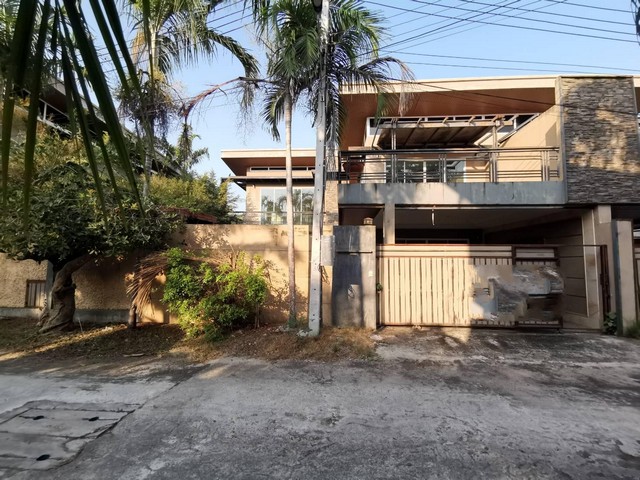 ขาย บ้านแฝด 2 ชั้น เปี่ยมมงคล 3 บางละมุง ชลบุรี PTT00305