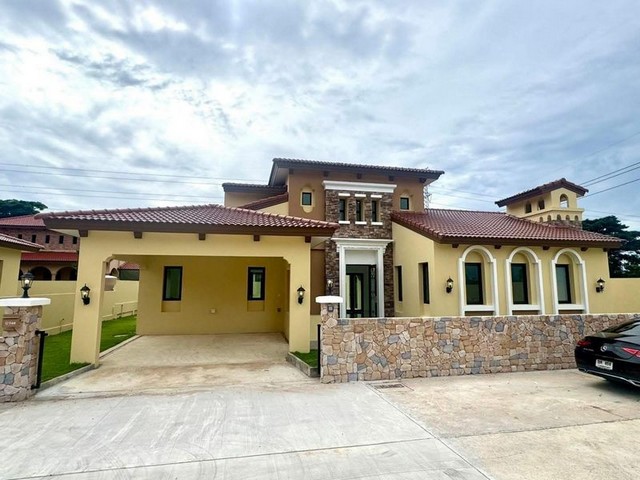 TEL:088-559 5199 คุณเอLine:https://line.me/ti/p/C0eGe0whLXขายบ้านหลุดจอง 8,900,000 บาท ฟรีโอน โครงการ NUSA Chivani Pattaya Villaบ้านพลูวิลล่า ชั้นเดี่ยว พร้อมสระว่ายน้ำบ้านใหม่ หน้าบ้านตะวันออกเฉียงใต้โครงการณุศา ชีวานี นาจอมเทียน พัทยาขนาดพื้นที่ 125.5 ตารางวา3 ห้องนอน 4 ห้องน้ำ 1 ห้องรับแขกจอดรถ 2-4 คันมีสระว่ายน้ำ ส่วนตัวสถานที่ใกล้เคียง - สวนนงนุช-. สวนน้ำ Cartoon Network- ตลาดน้ำ 4 ภาค- มิโมซ่า พัทยา- โรงแรม Ambassador- สนามบินอู่ตะเภ