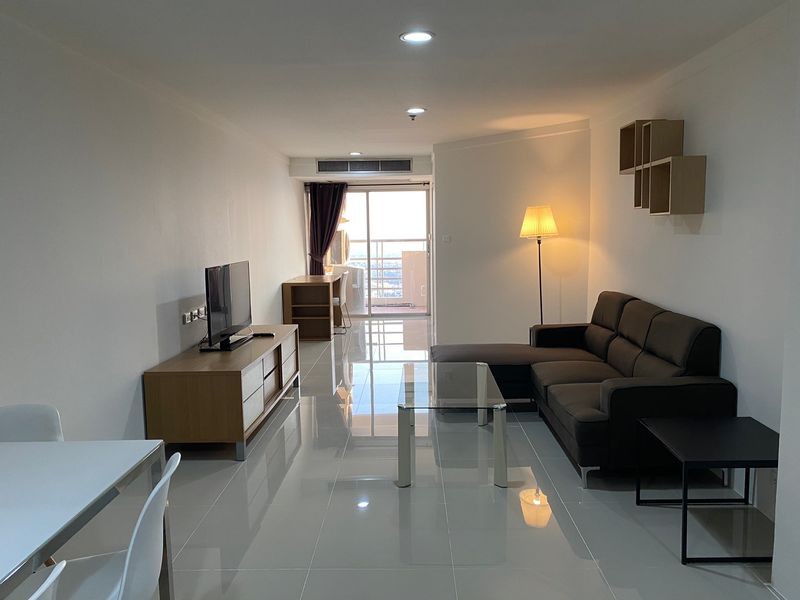 Waterford Sukhumvit 30 private beautiful view spacious 40th floor BTS Phrom Phong