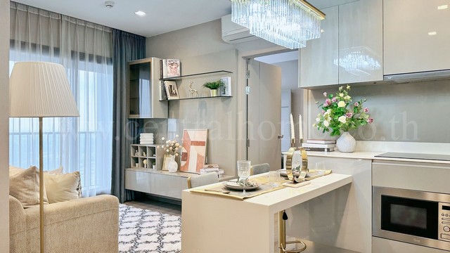 ขายด่วน คอนโด เดอะ โพลิแทน รีฟ ริมแม่น้ำเจ้าพระยา เฟอร์ครบ พร้อมอยู่