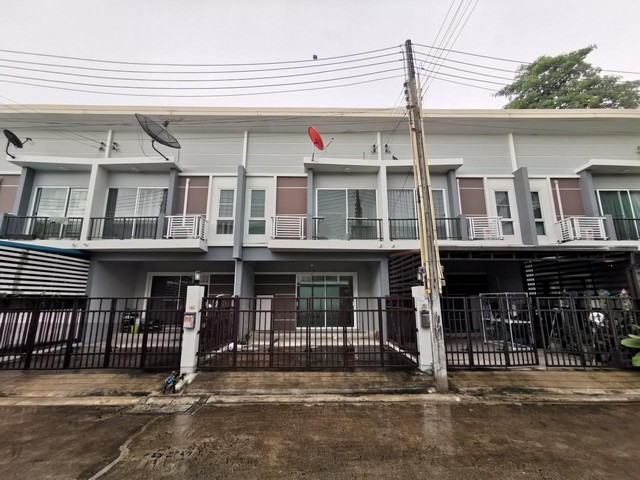 ขาย ทาวน์เฮ้าส์ ศุภาลัย เบลล่า บางละมุง หนองปรือ ชลบุรี PTT00552