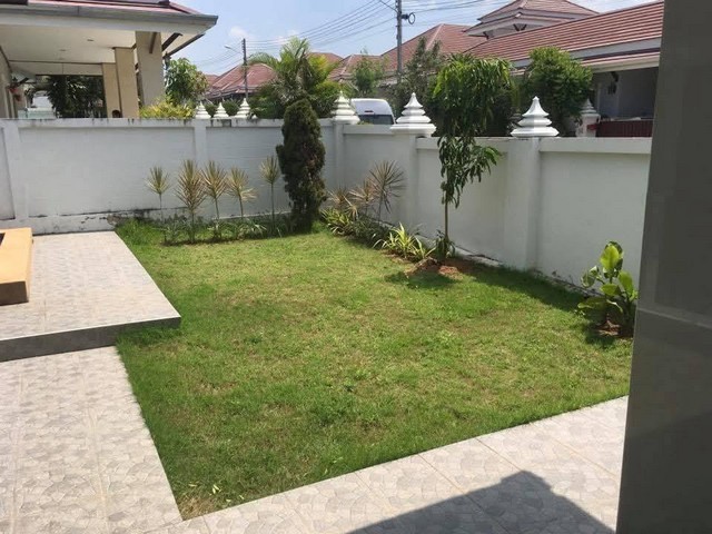 พูลวิลล่าให้เช่า    โชคชัย4 บางเสร่  ขนาดที่ดิน100ตรว.