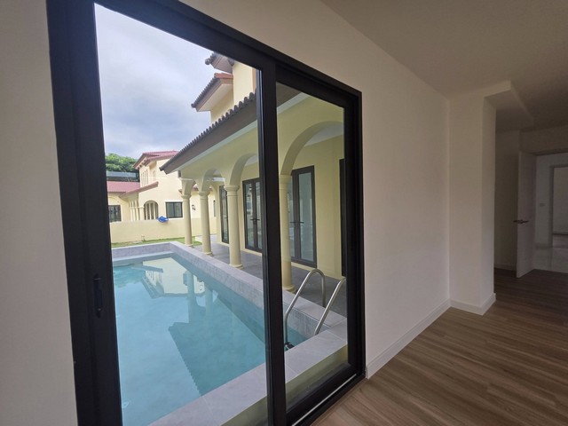 บ้านเดี่ยว สไตล์ทัซคานี แบบประเทศอิตาลี ในโครงการ ณุศา ชีวานี พัทยา