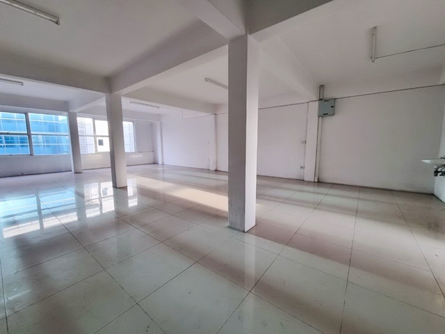 กิ่งแก้ว ร่มเกล้า วัดสังฆราชา 437ตรม..พระจอมเกล้าลาดกระบัง ถูกที่สุด Airport Link ลาดกระบัง 696กม. ให้เช่าตึกออฟฟิต 2 คูหา  4ชั้น  37ตรว.  รพ.สิรินธร หน้ากว้าง 8ม. ลึก 14ม. จอดรถ 1-3 คัน 39,999-41,999 b-m PhraChomKlao cheapest The Cheapest King Kaew Romklao Airport Link Lat Krabang 696km. Sangkharatcha Temple  for rent Office Building 2Storeys 4Stories 37sqw.437sqm. Width 8m. depth 14m.1-3Parking 39,999-41,999b-m 37 ตรว. 437ตรม.37sqw.437sqm.2 คูหาhttps://youtube.com/shorts/VvRoEE_3Oug ลาดกระบัง  21-34แขวง ลาดกระบัง เขตลาดกระบัง กรุงเทพมหานคร 10520หน้ากว้าง 8ม.-12ม. ลึก 14ม. จอดรถ 1-3